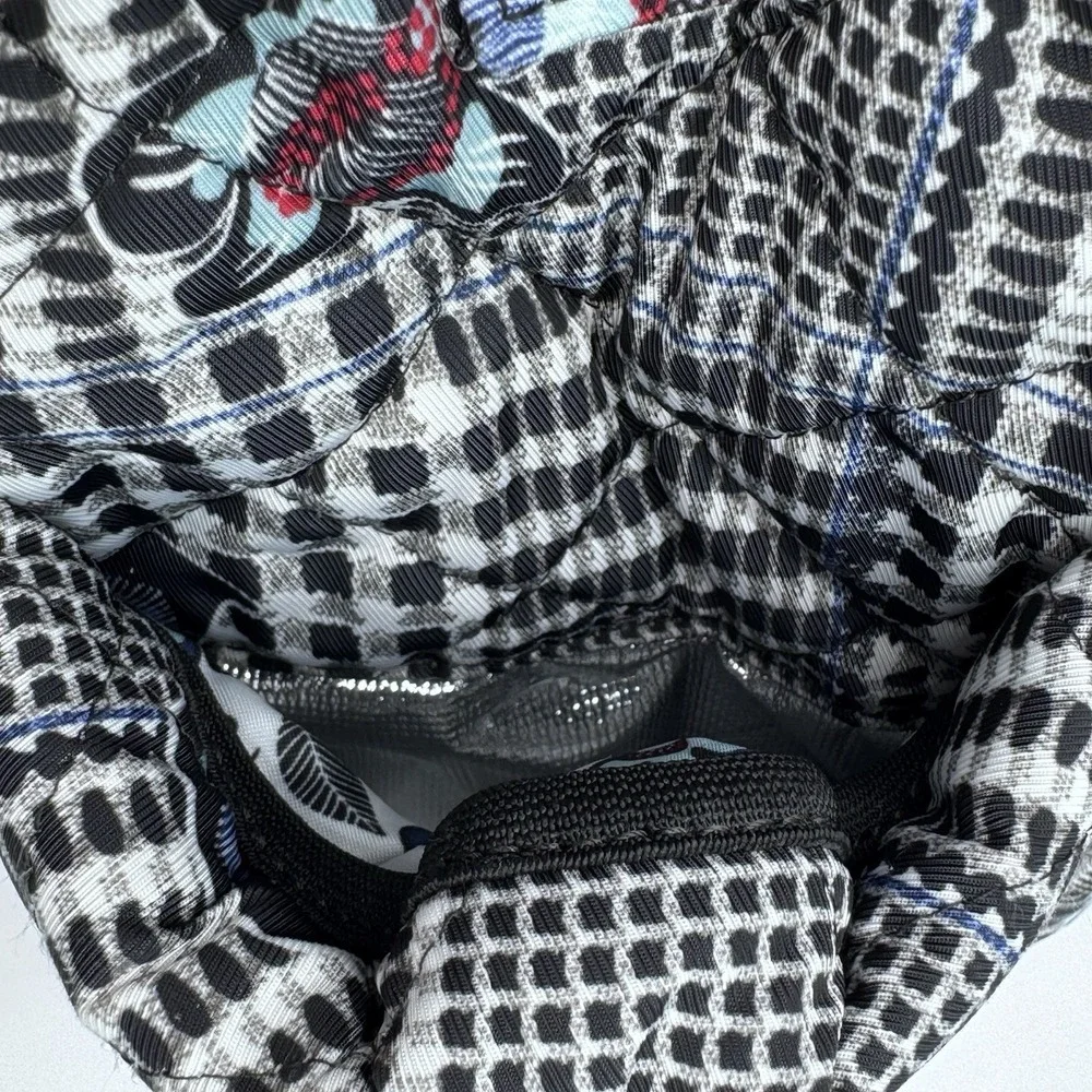 Vera Bradley excellent no